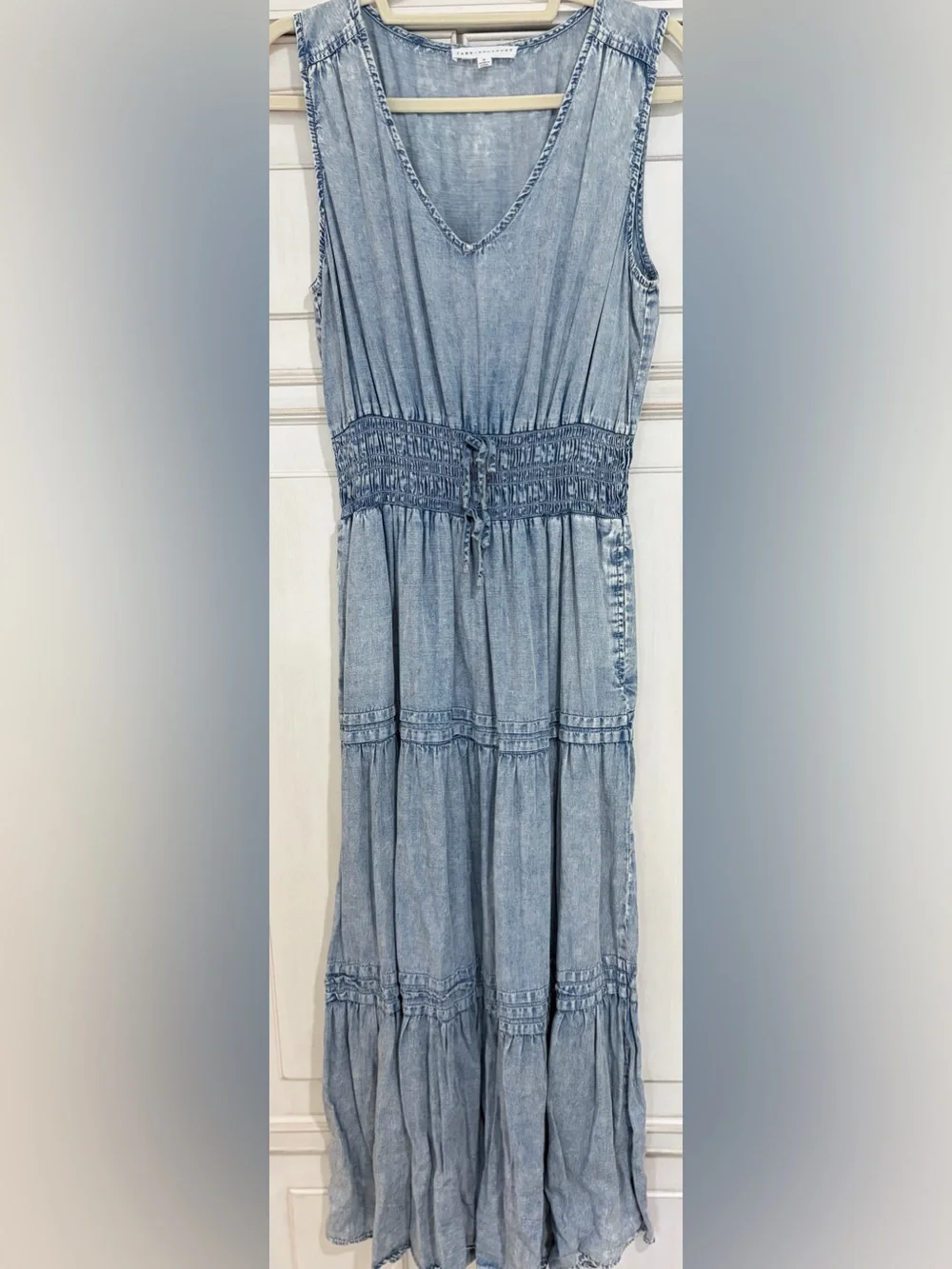 PRELOVED SZ M Jane & Delancey Light Wash Denim Smocked Maxi Dress - Picture 1 of 8